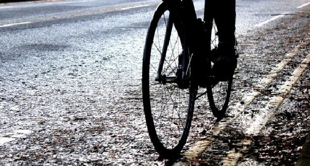 Cyclescheme How to: Stay upright on slippery roads